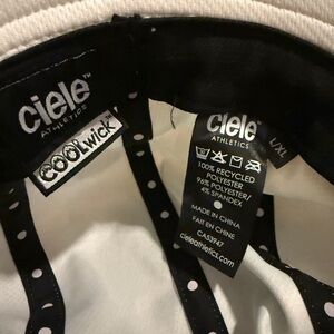 Ciele bucket hat